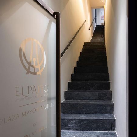 Apartamentos El Patio, Plaza Mayor 特鲁希略 外观 照片